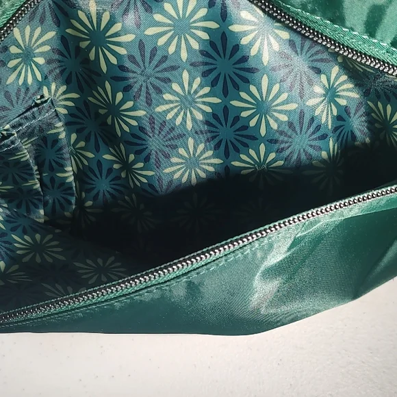 Lug Emerald Green Crossbody Bag - Picture 12 of 15